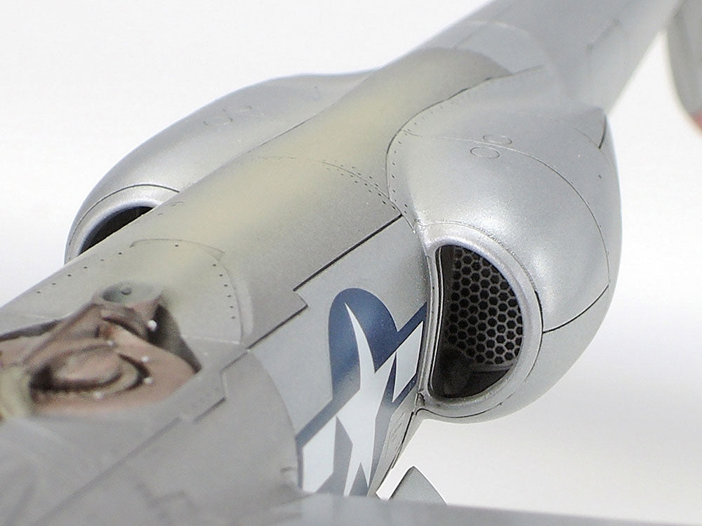 Tamiya: 1/48 Lockheed P-38J Lightning
