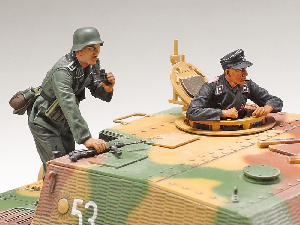 Tamiya: 1/35 German Assault Tank IV Brummbär Late Production
