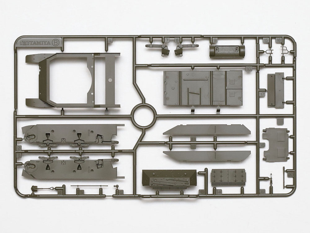 Tamiya: 1/48 US Light Tank M5A1 Stuart