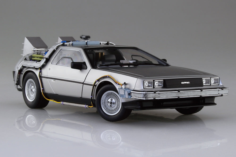 Aoshima: 1/24 Timemachine from BACK TO THE FUTURE Part I