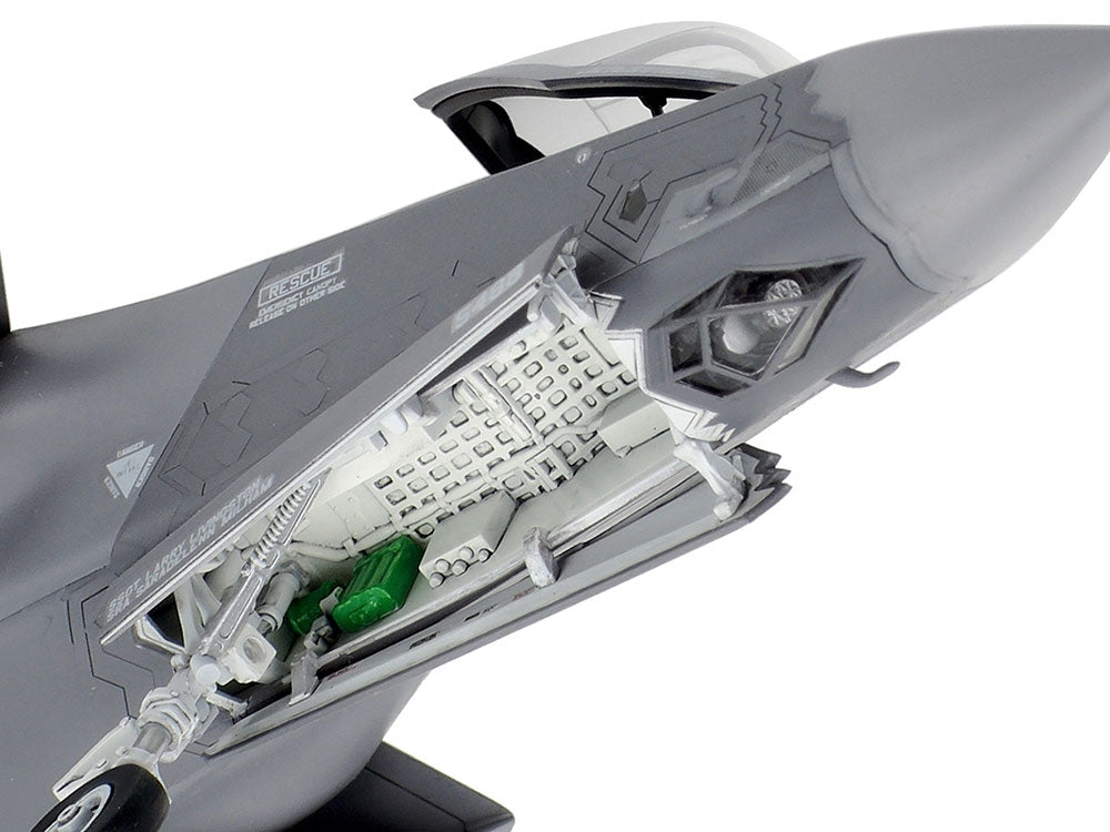 Tamiya: 1/72 Lockheed Martin F-35A Lightning II