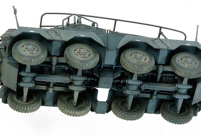 Tamiya: 1/48 German 8-Wheeled Heavy Armored Car Sd.Kfx.232