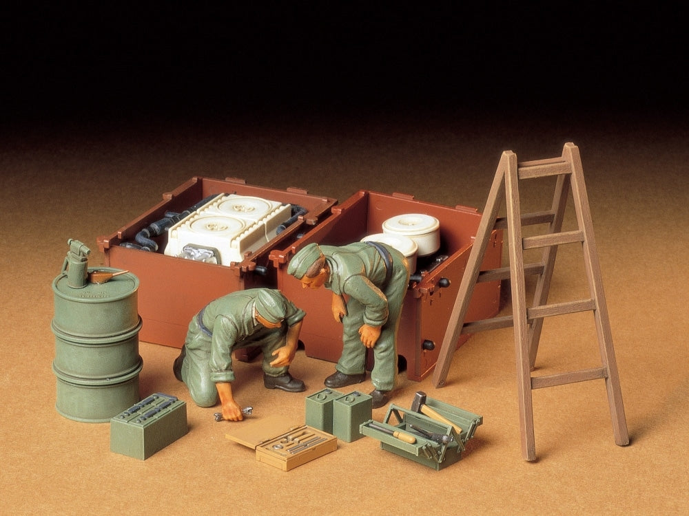 Tamiya: 1/35 German Tank Engine Maintenance Crew Set