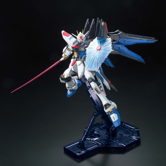 MG #093 Strike Freedom Gundam (Full Burst Mode)