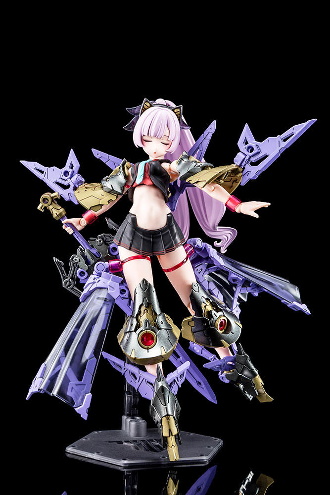 Kotobukiya: - Megami Device - BUSTER DOLL PALADIN DARKNESS CLAW