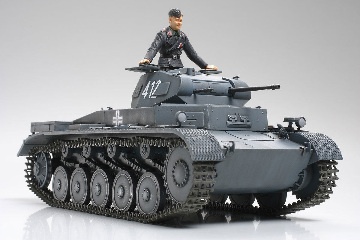 Tamiya: 1/35 German Panzerkampfwagen II Ausf.A/B/C (Sd.Kfz.121) (French Campaign)