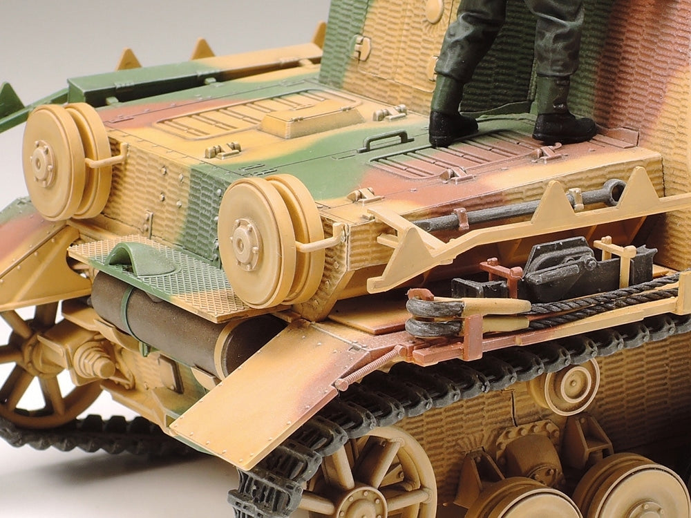 Tamiya: 1/35 German Assault Tank IV Brummbär Late Production
