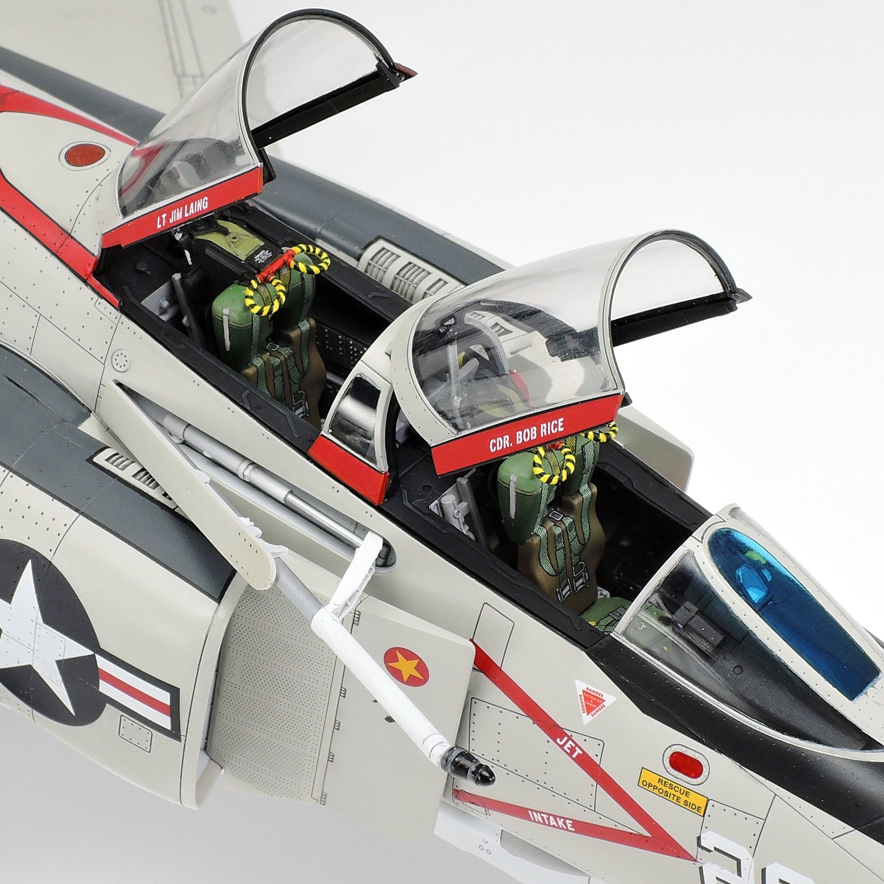 Tamiya: 1/48 Mcdonnell F-4B Phantom II