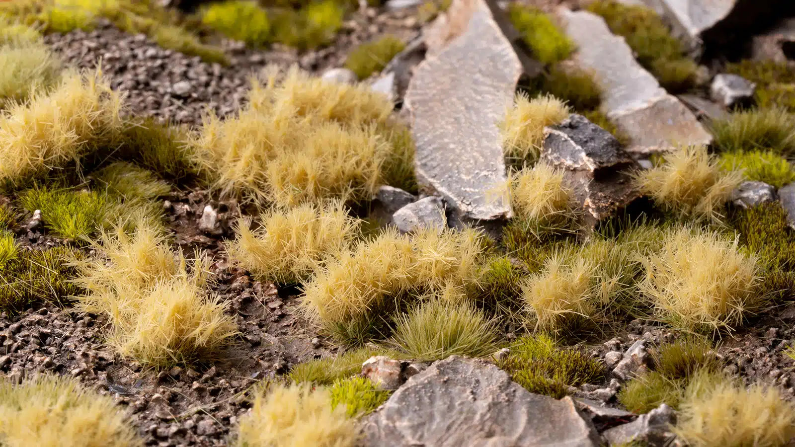 Gamers Grass: Dense Beige Tufts (6mm)