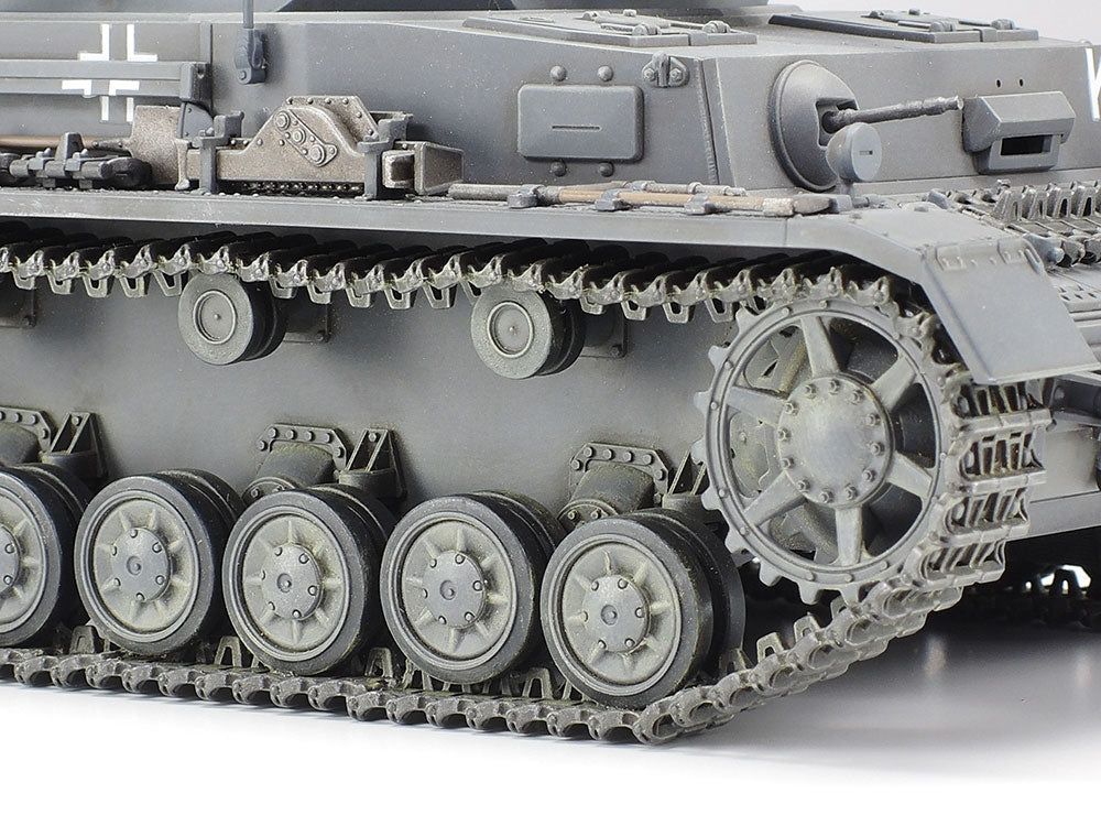 Tamiya: 1/35 German Tank Panzerkampfwagen IV Ausf.F