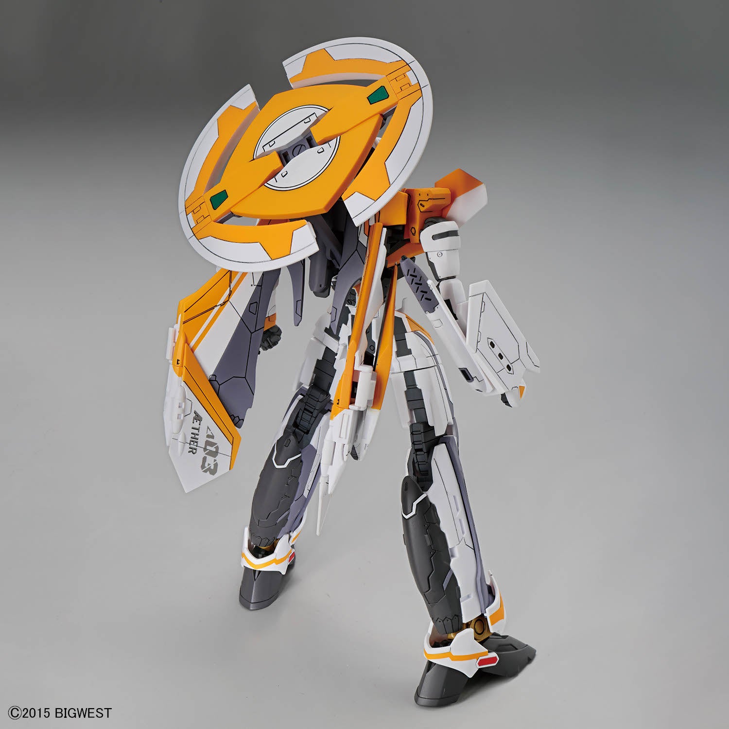 Bandai Macross: HG VF-31E Siegfried (Chuck Mustang Use) Deluxe Set