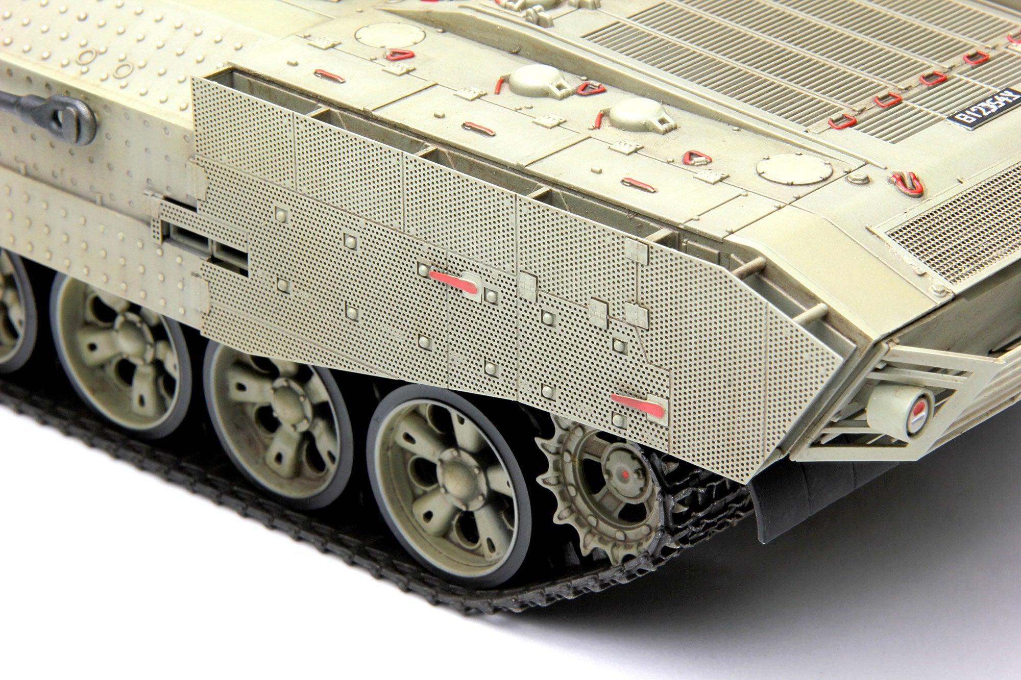 Meng: 1/35 Israeli Heavy Armored Personnel Carrier Achzarit early