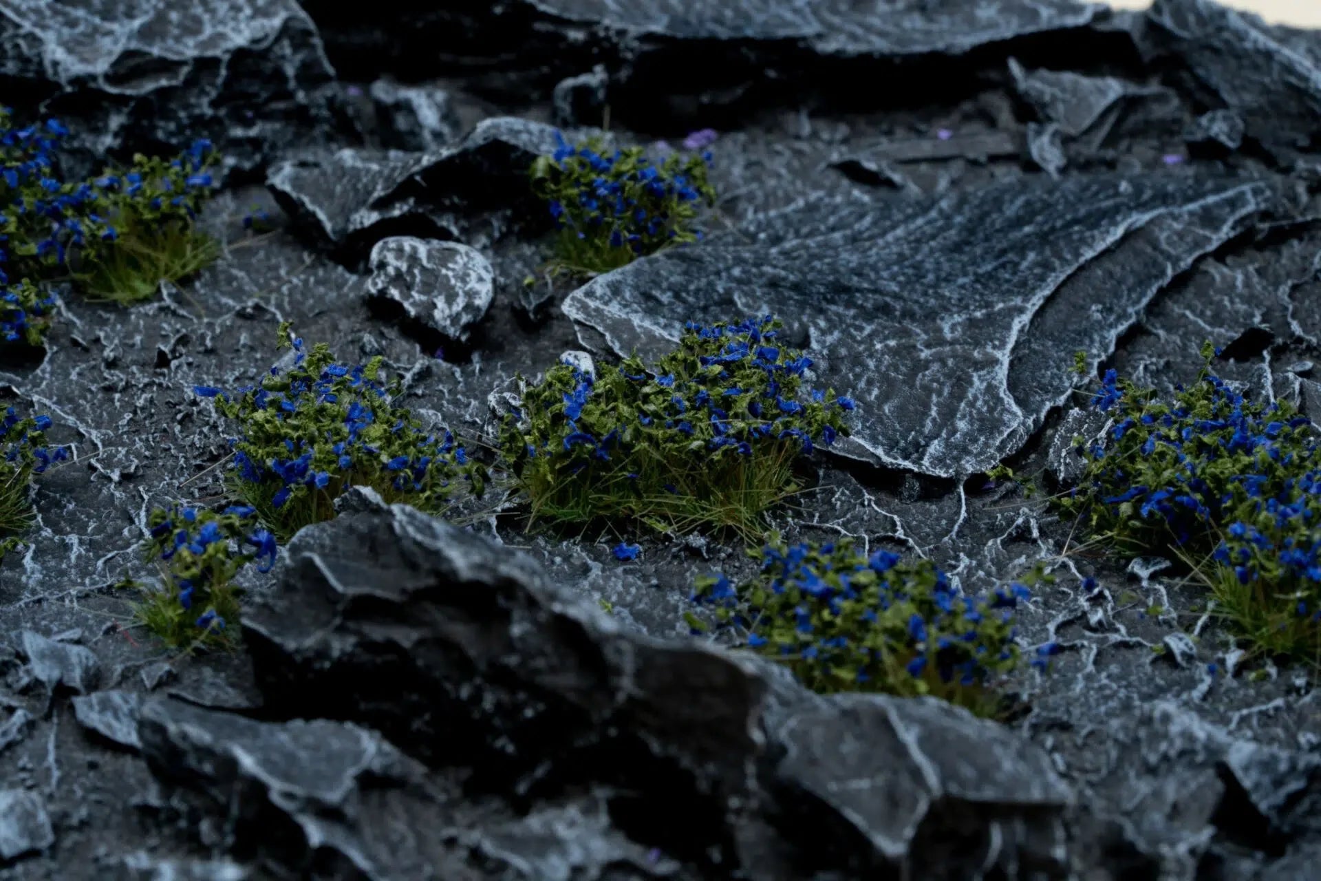 Gamers Grass: Blue Flowers