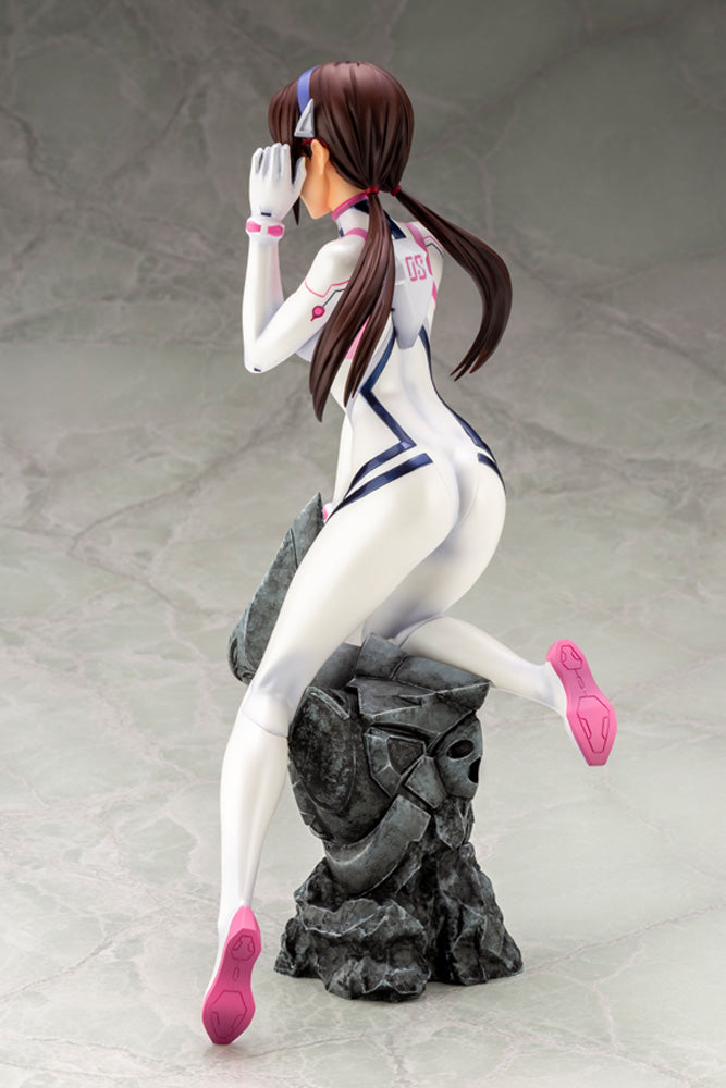 Kotobukiya: - Evangelion:3.0+1.0 - Mari Makinami Illustrious White Plugsuit Ver. 1/6 Pre-Painted Figure