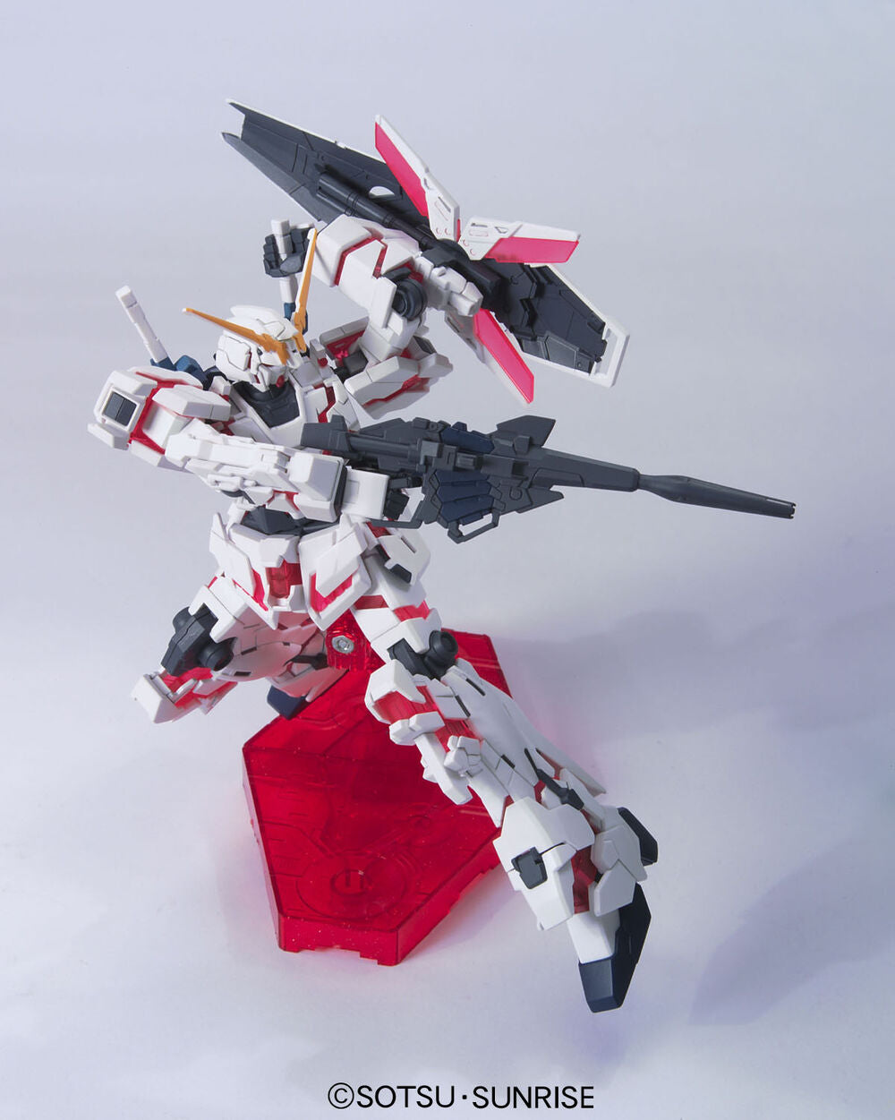 HGUC #100 RX-0 Unicorn Gundam (Destroy Mode)