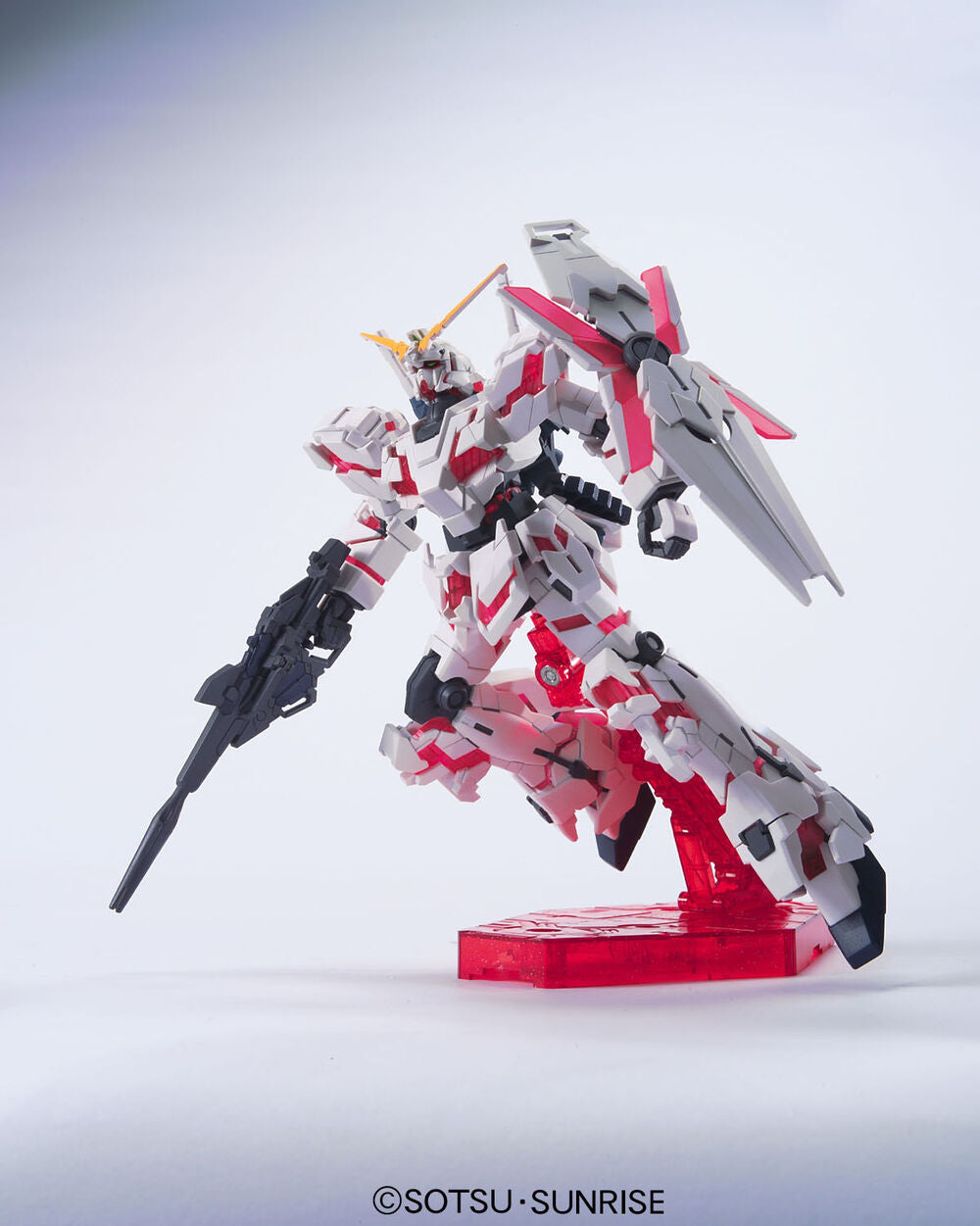 HGUC #100 RX-0 Unicorn Gundam (Destroy Mode)