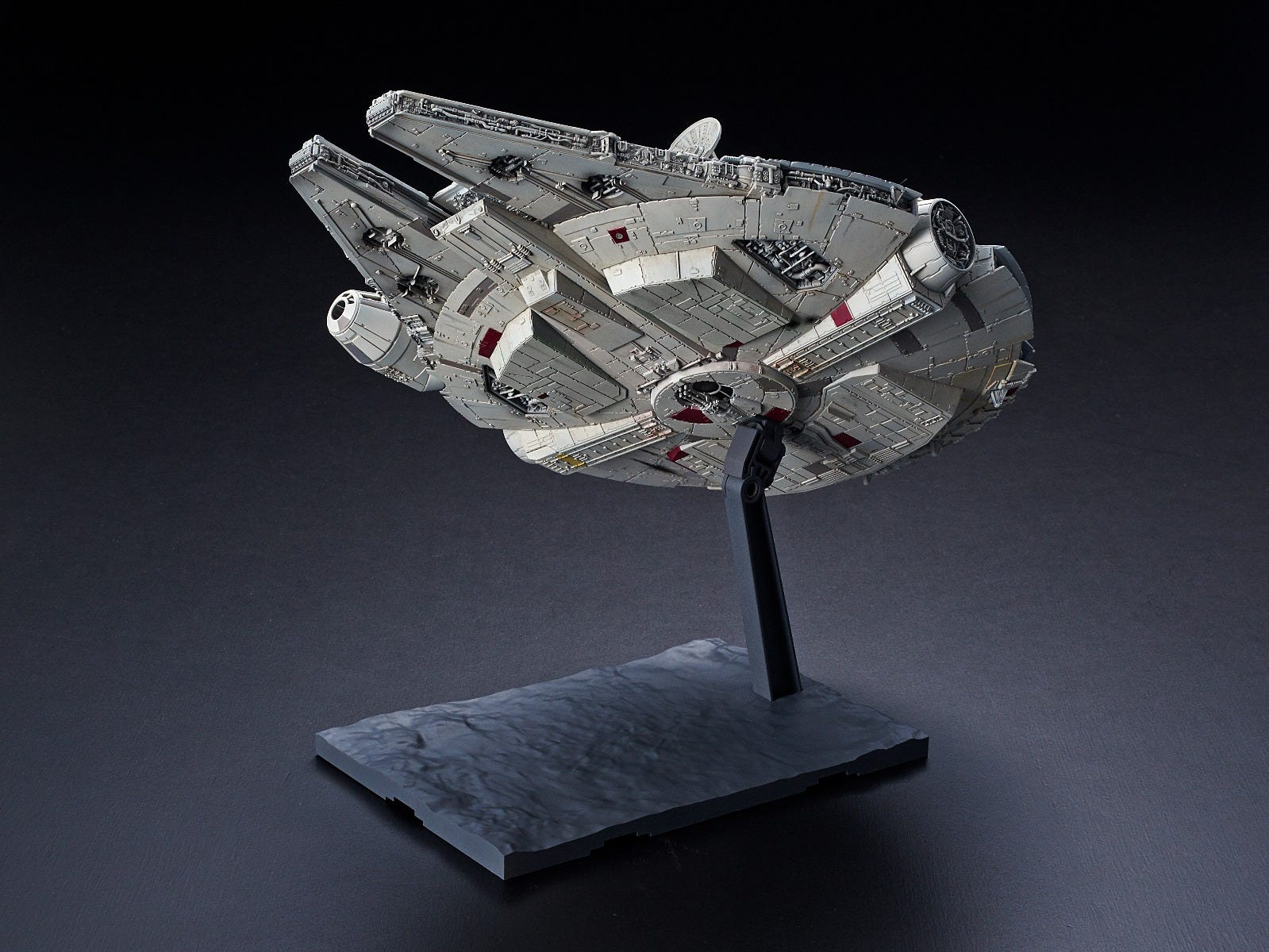 Star Wars: 1/144 Millennium Falcon (Rise of Skywalker Ver)