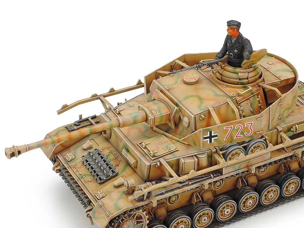 Tamiya:  1/35 German Panzerkampfwagen IV Ausf.J