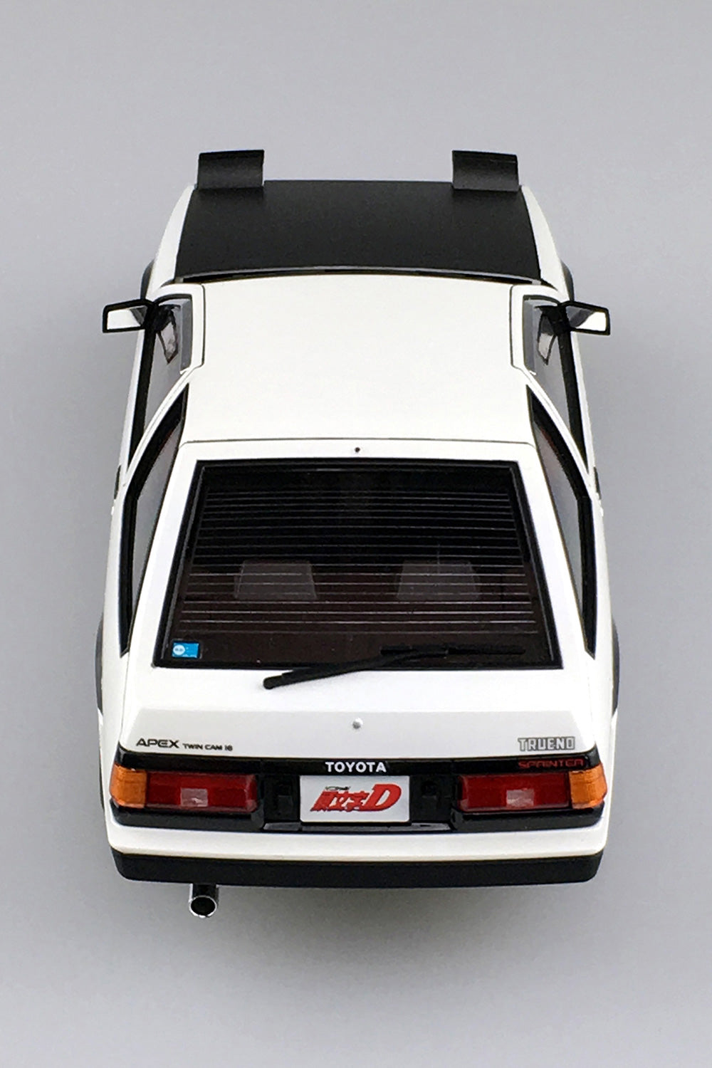 Aoshima: 1/24 Initial D Toyota Fujiwara Takumi AE86 Trueno Project-D Ver.