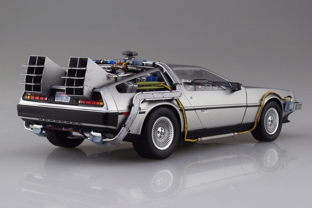 Aoshima: 1/24 Timemachine from BACK TO THE FUTURE Part I