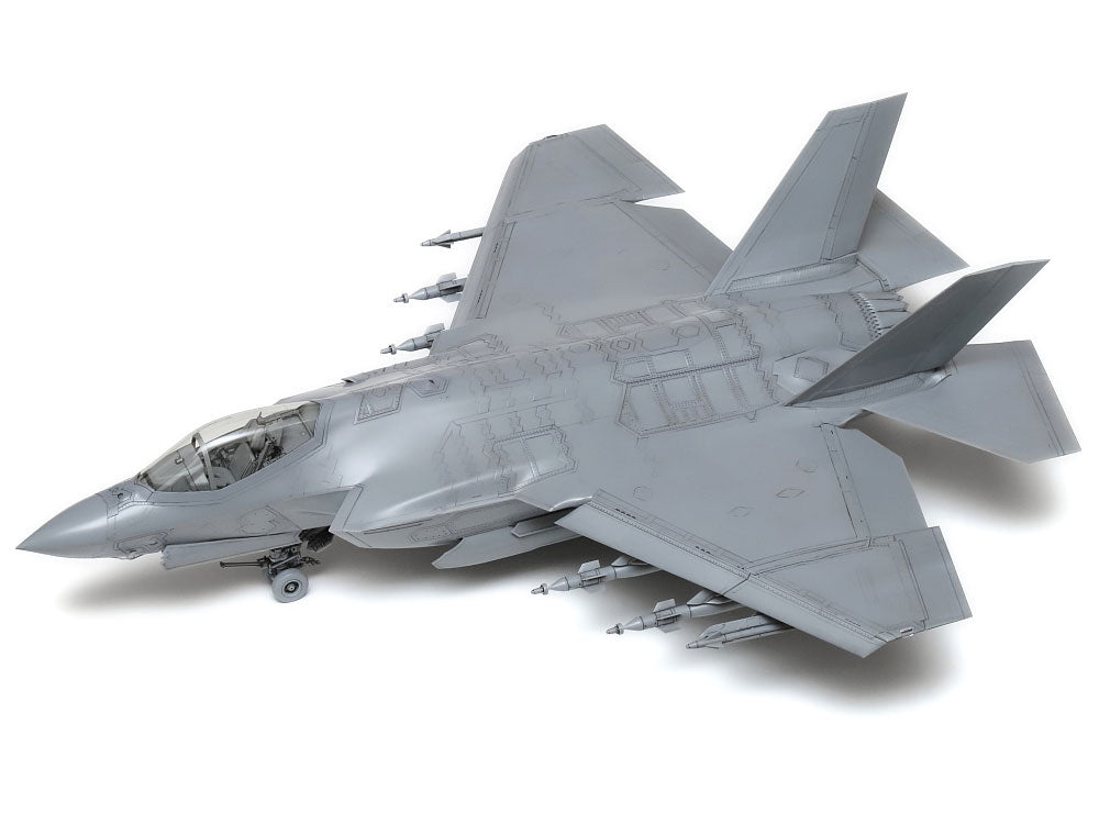 Tamiya: 1/48 Lockheed Martin F-35C Lightning II