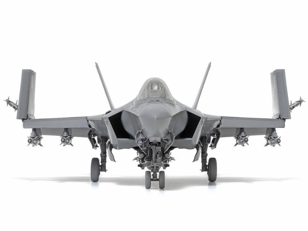 Tamiya: 1/48 Lockheed Martin F-35C Lightning II