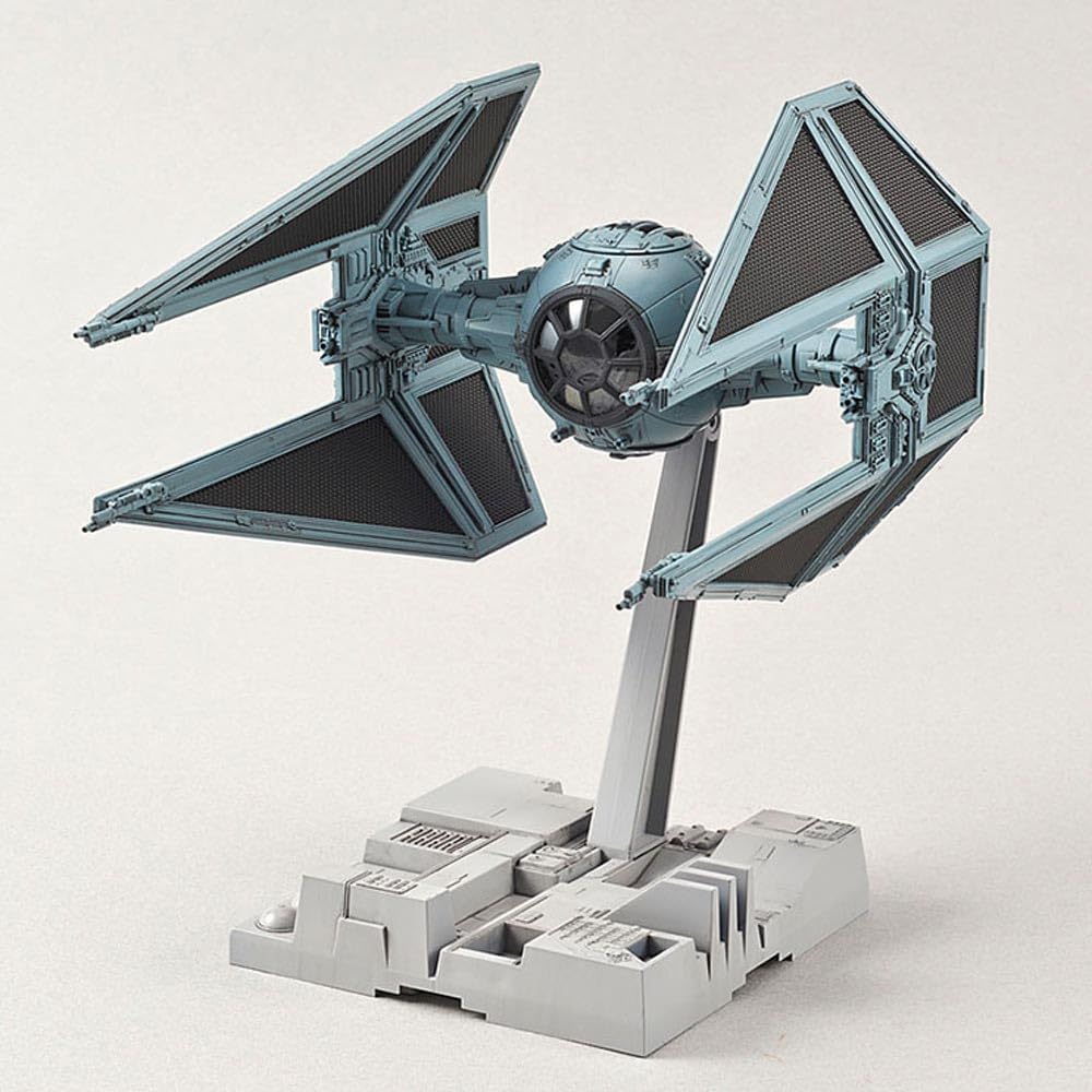 Star Wars: 1/72 TIE Interceptor