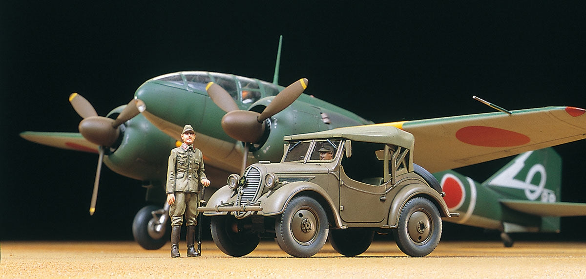 Tamiya: 1/48 Mitsubishi Ki-46 III Type 100 & 4X4 Light Vehicle Kurogane Set