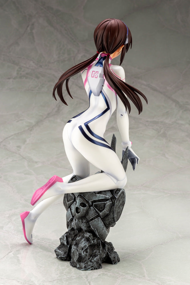 Kotobukiya: - Evangelion:3.0+1.0 - Mari Makinami Illustrious White Plugsuit Ver. 1/6 Pre-Painted Figure