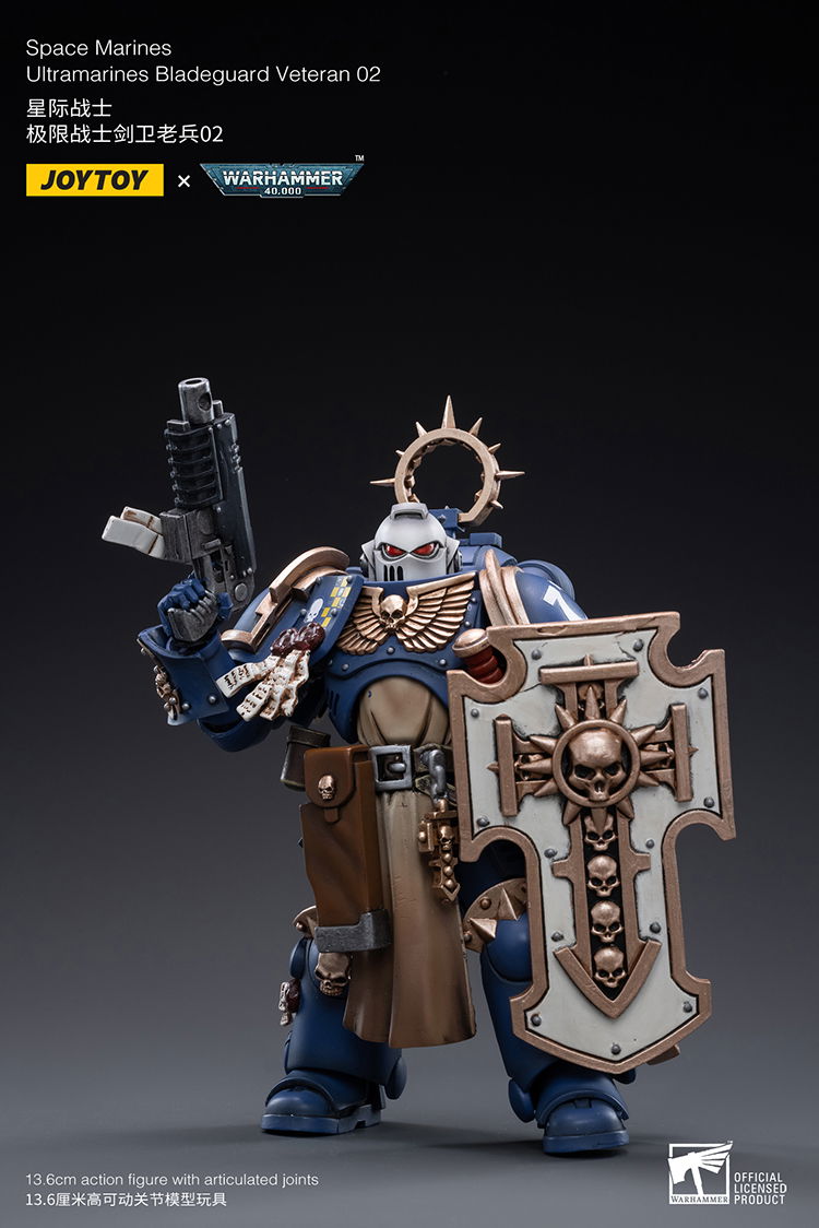 Joytoy: Ultramarines Bladeguard Veteran 02