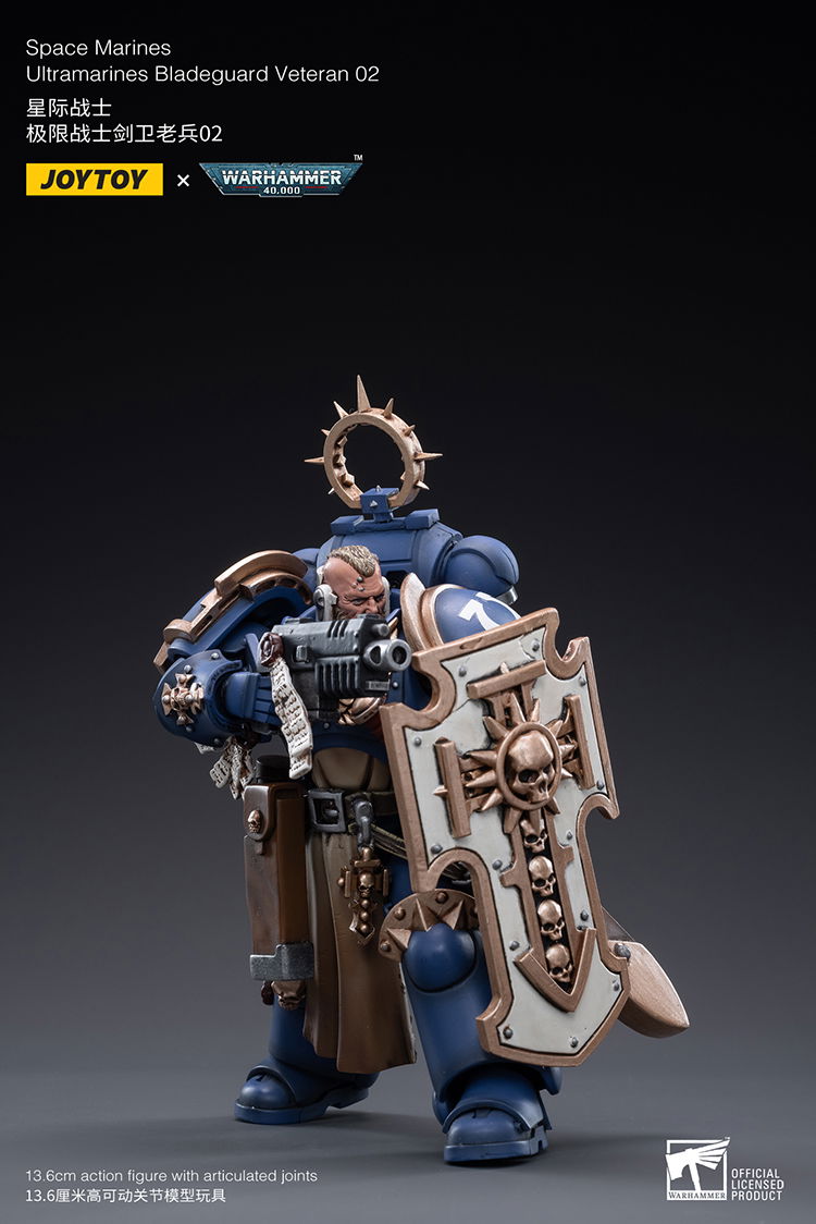 Joytoy: Ultramarines Bladeguard Veteran 02