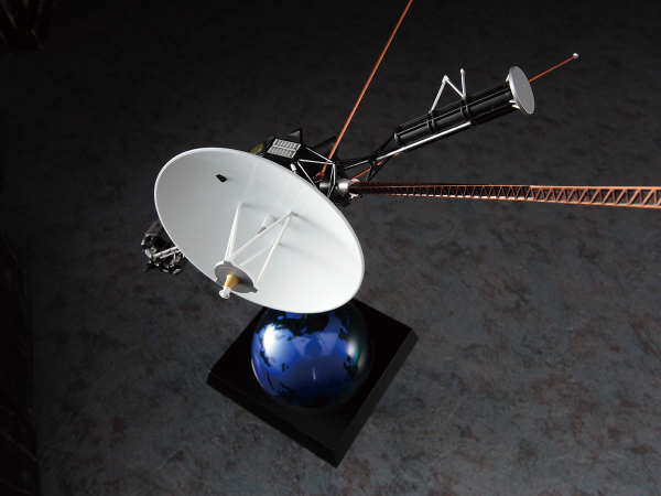 Hasegawa [SW02] 1:48 Unmanned Space Probe Voyager