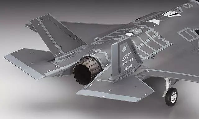Hasegawa [E42] 1:72 F-35A Lightning II