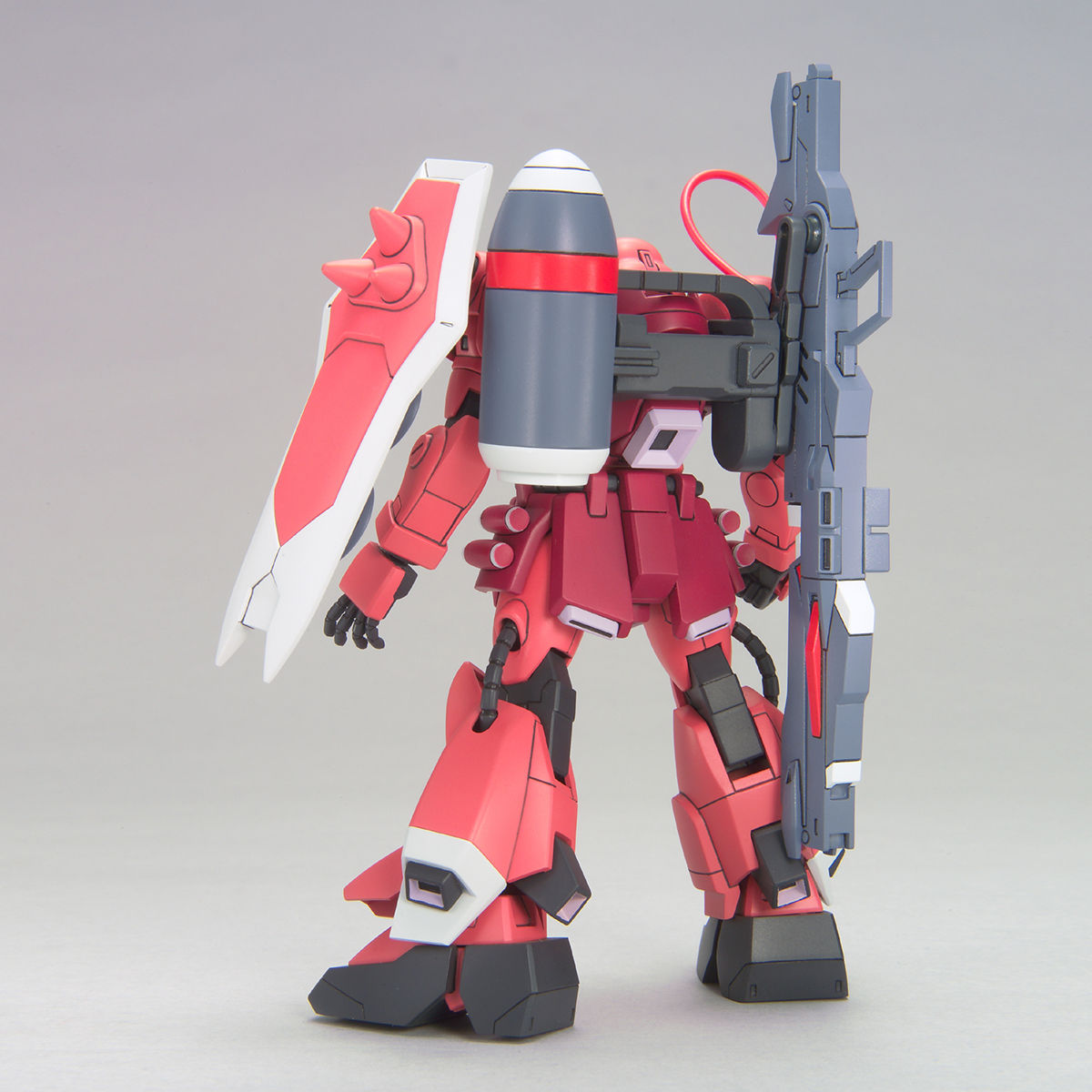 HGGS Gunner Zaku Warrior (Lunamaria Hawke Custom)