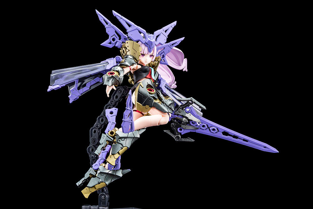 Kotobukiya: - Megami Device - BUSTER DOLL PALADIN DARKNESS CLAW
