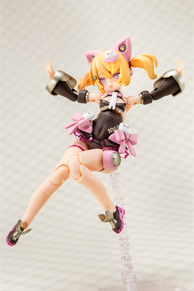 Kotobukiya: - Megami Device - PUNI☆MOFU KURO MAO