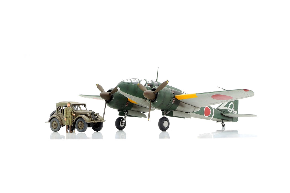 Tamiya: 1/48 Mitsubishi Ki-46 III Type 100 & 4X4 Light Vehicle Kurogane Set