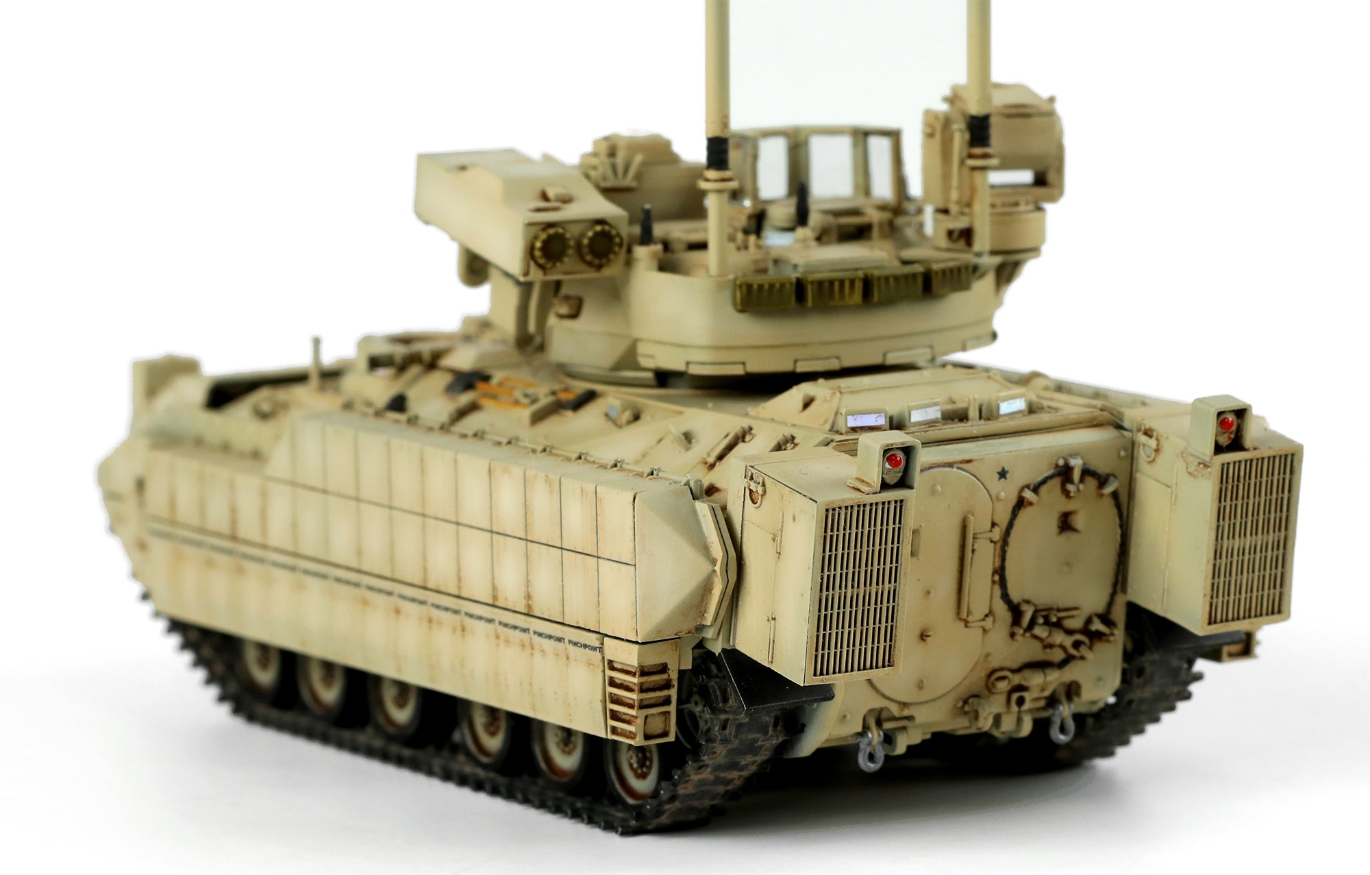 Meng: 1/72 U.S. M2A3 Bradley w/ BUSK III