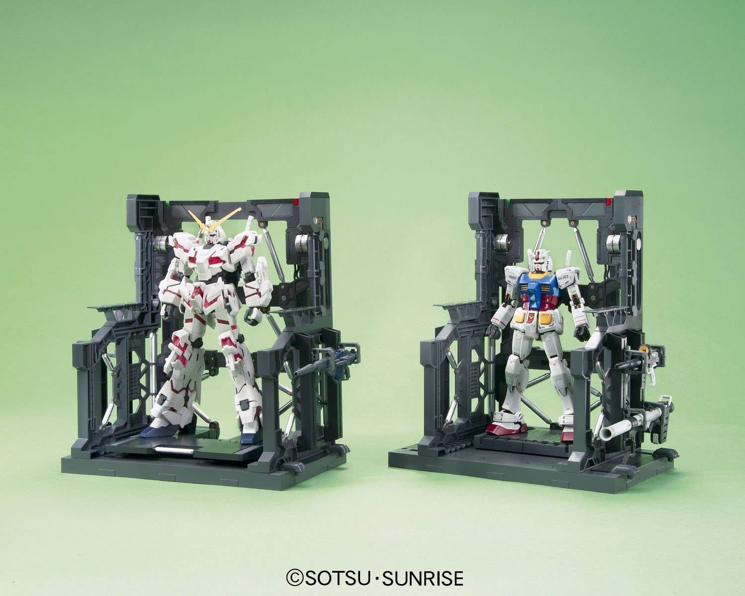 Bandai: Builders Parts System Base