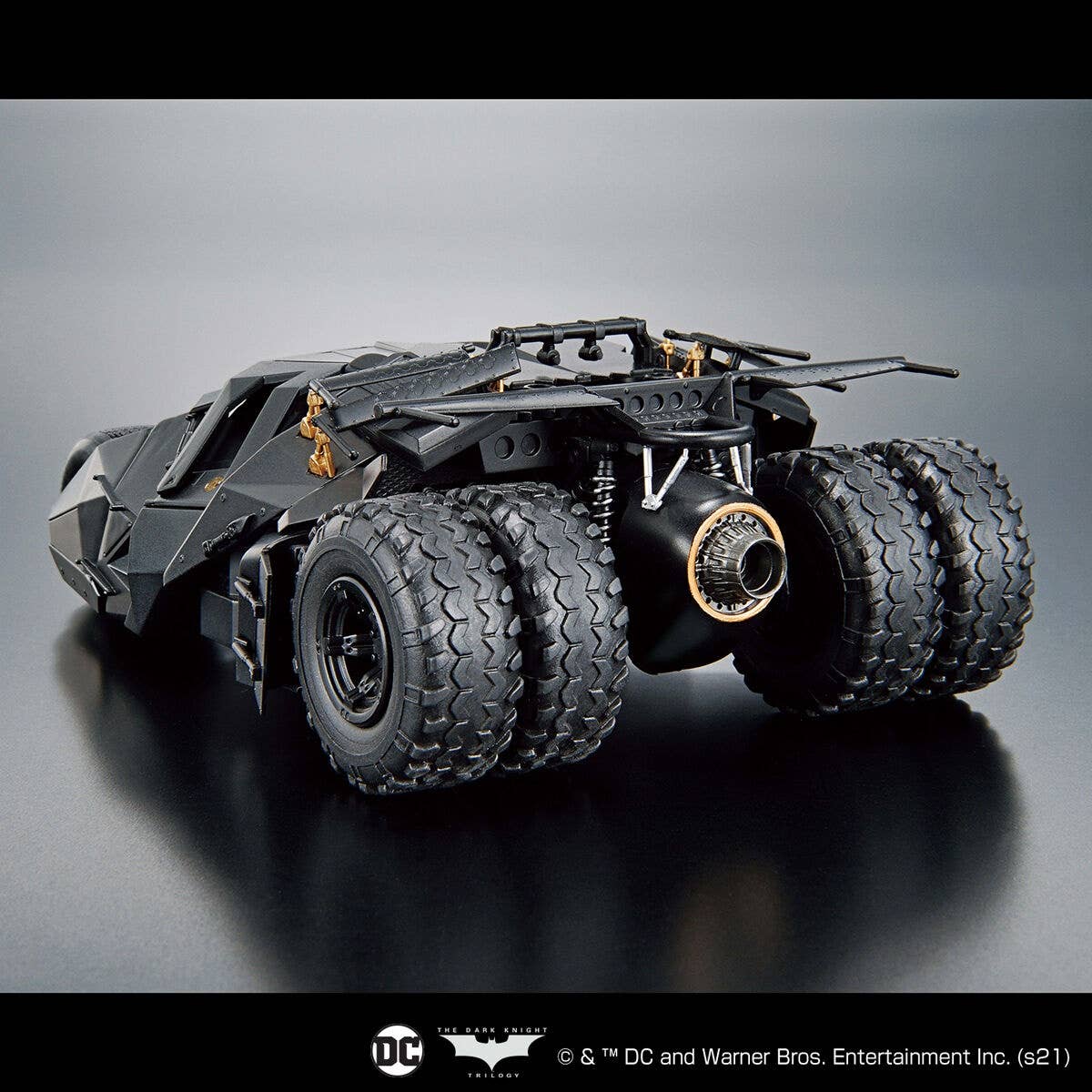Bandai: 1/35 Batmobile (Batman Begins Ver.)
