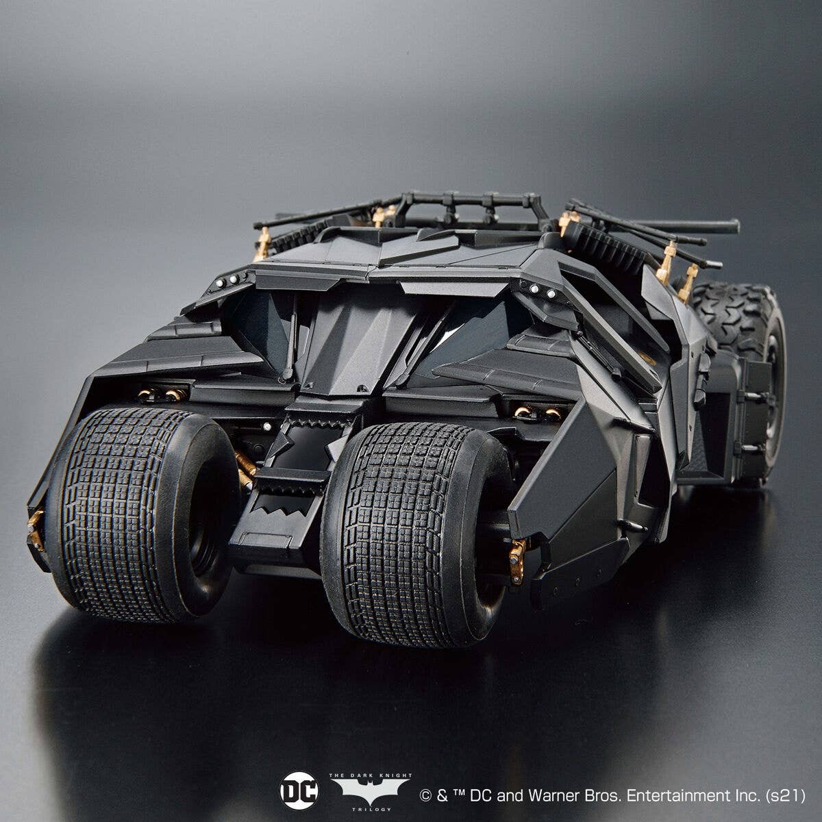 Bandai: 1/35 Batmobile (Batman Begins Ver.)