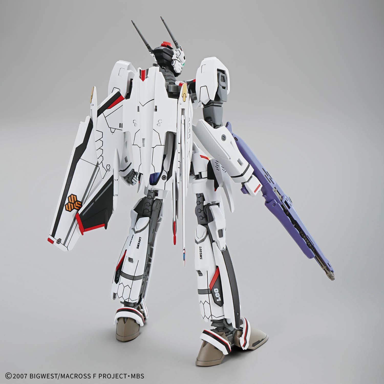 Bandai Macross: HG VF-25F Messiah Valkyrie (Alto Saotome's)