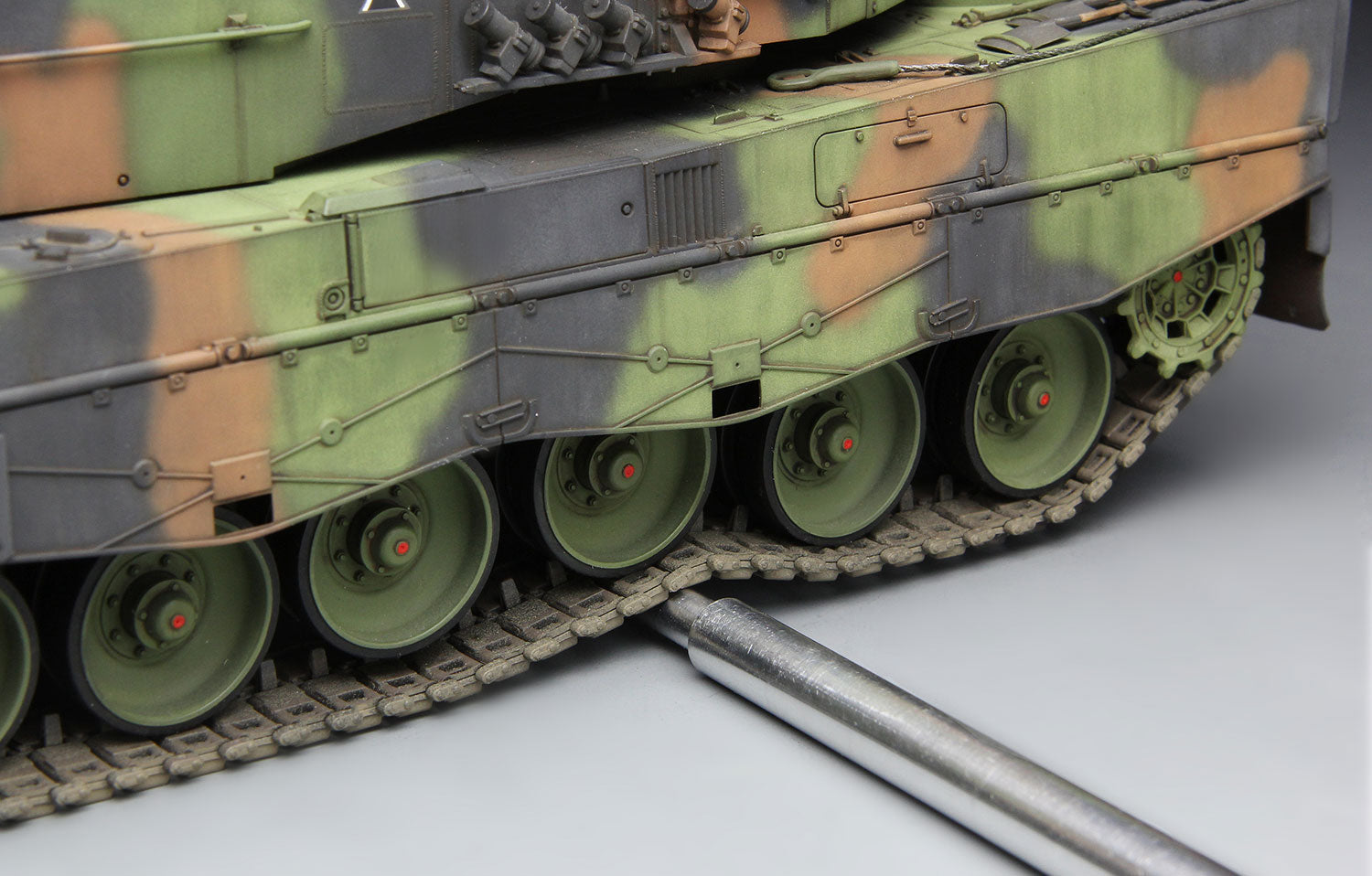 Meng: 1/35 German Main Battle Tank Leopard 2 A4