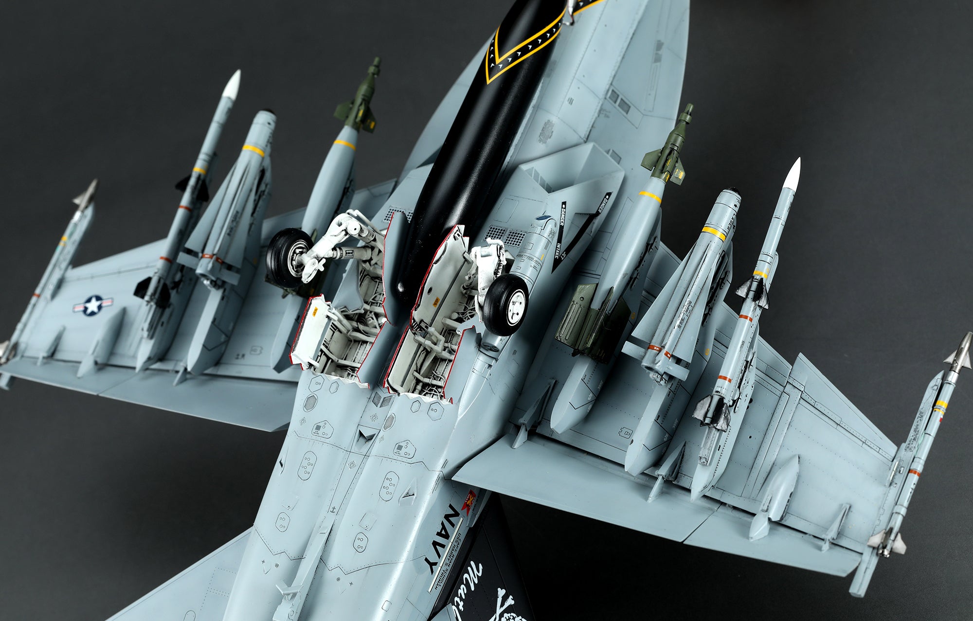 Meng: 1/48 Boeing F/A-18F Super Hornet