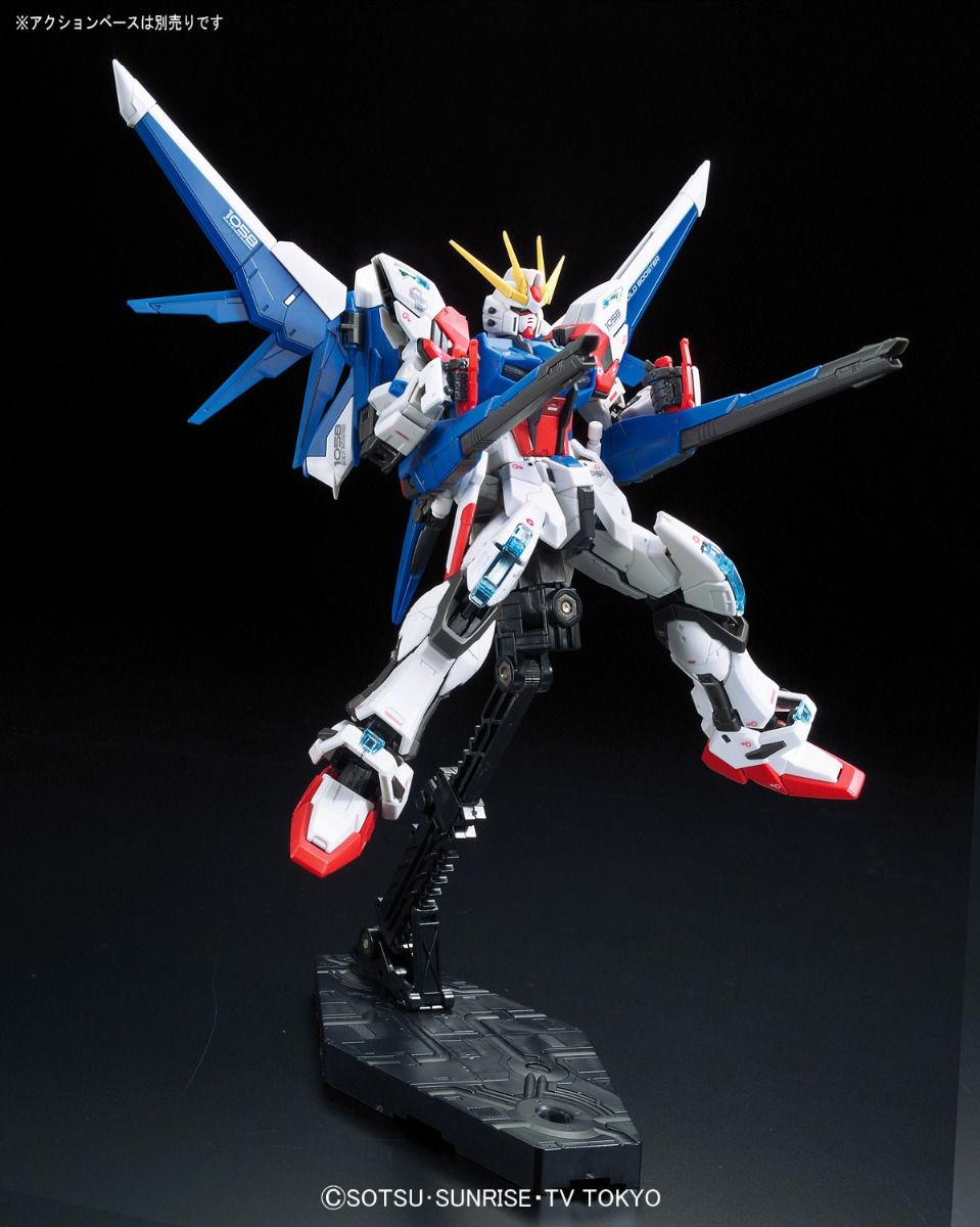 RG #23 Build Strike Gundam Full Package