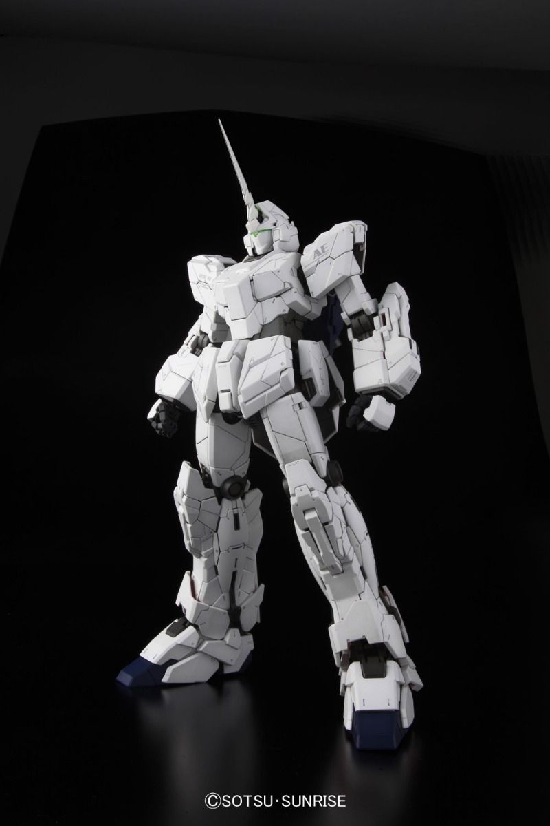 PG RX-0 Unicorn Gundam