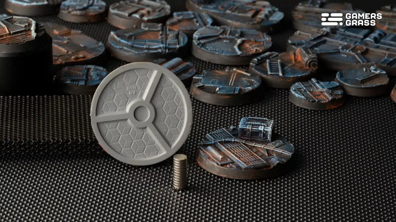 Gamers Grass: Battle Ready Bases - Spaceship Corridor - Round 40mm (x5)