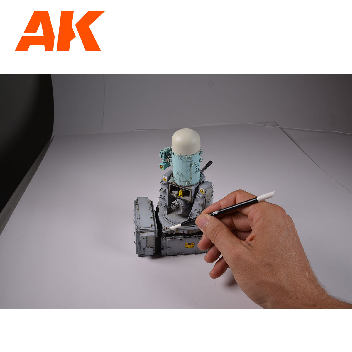 AK9317: Rubbing Stick