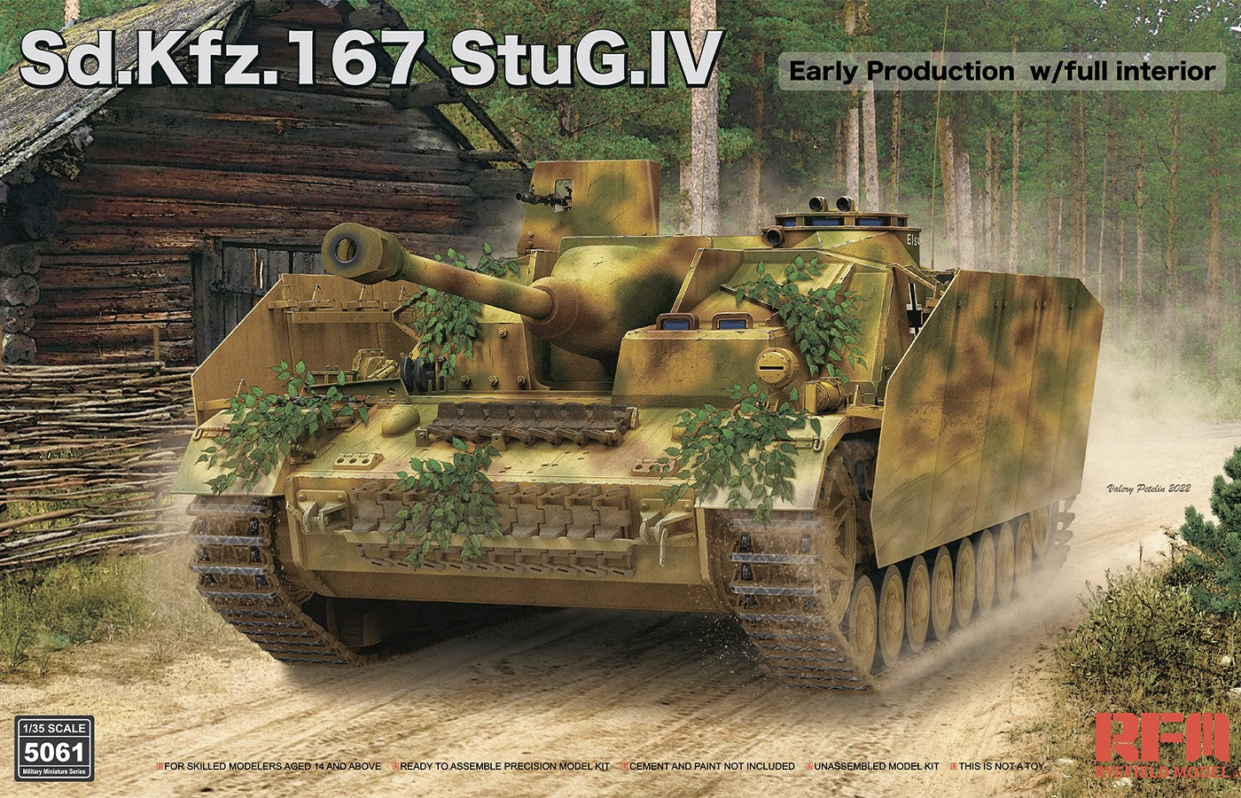 RFM: 1/35 Sd.Kfz.167 StuG.IV Early Production w/Full Interior & Workable Track Links