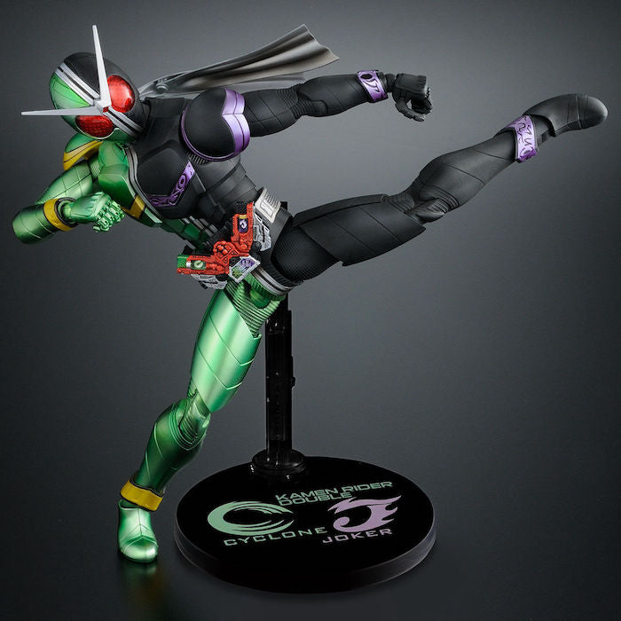 Bandai Figure-Rise: MG Kamen Rider Double Cyclone Joker